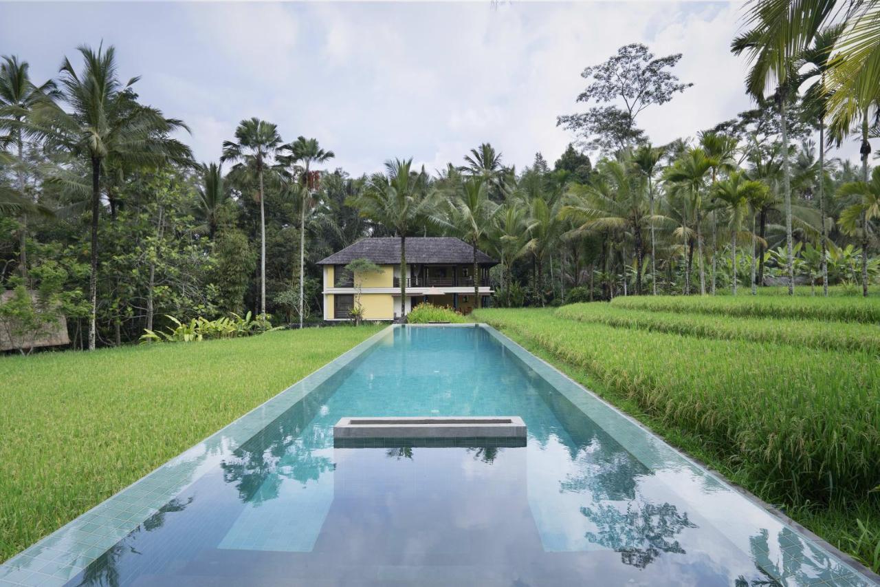 Villa Uma Giri